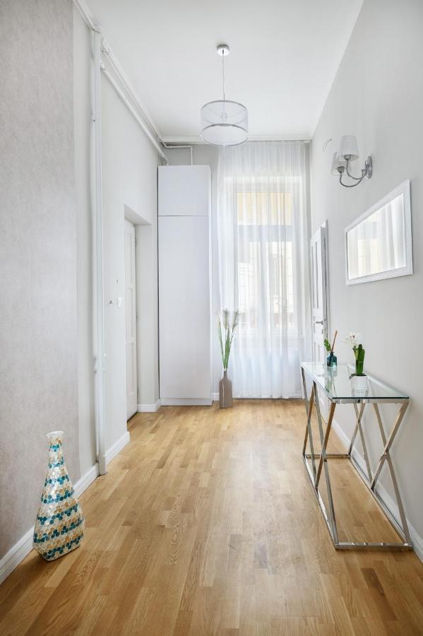 Luxury Royal Residence In The Heart Of Budapest Exteriör bild